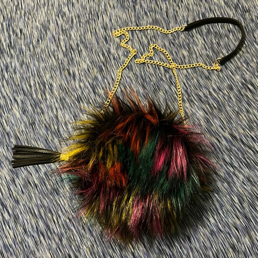 Furry round purse